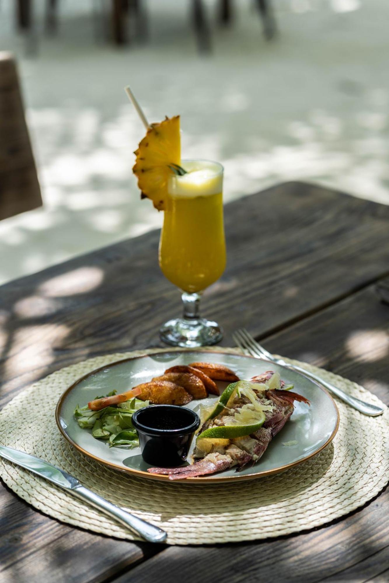 Dhiffushi Inn 外观 照片